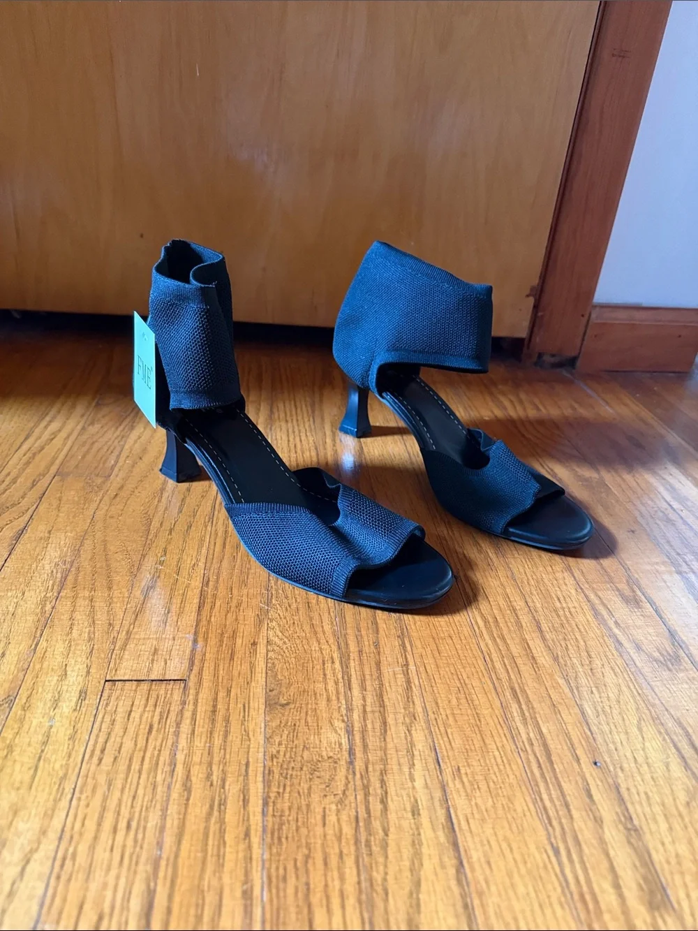 Women's Black Textured Ankle-Cuff Heels